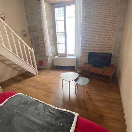 Joli Avec Charme